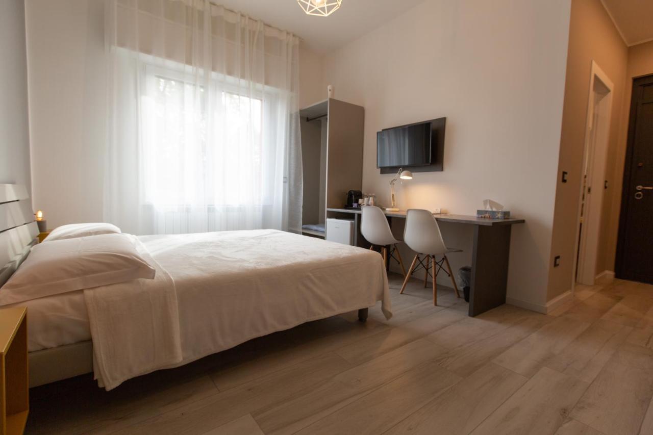 Relax Nel Verde Segrate Luaran gambar