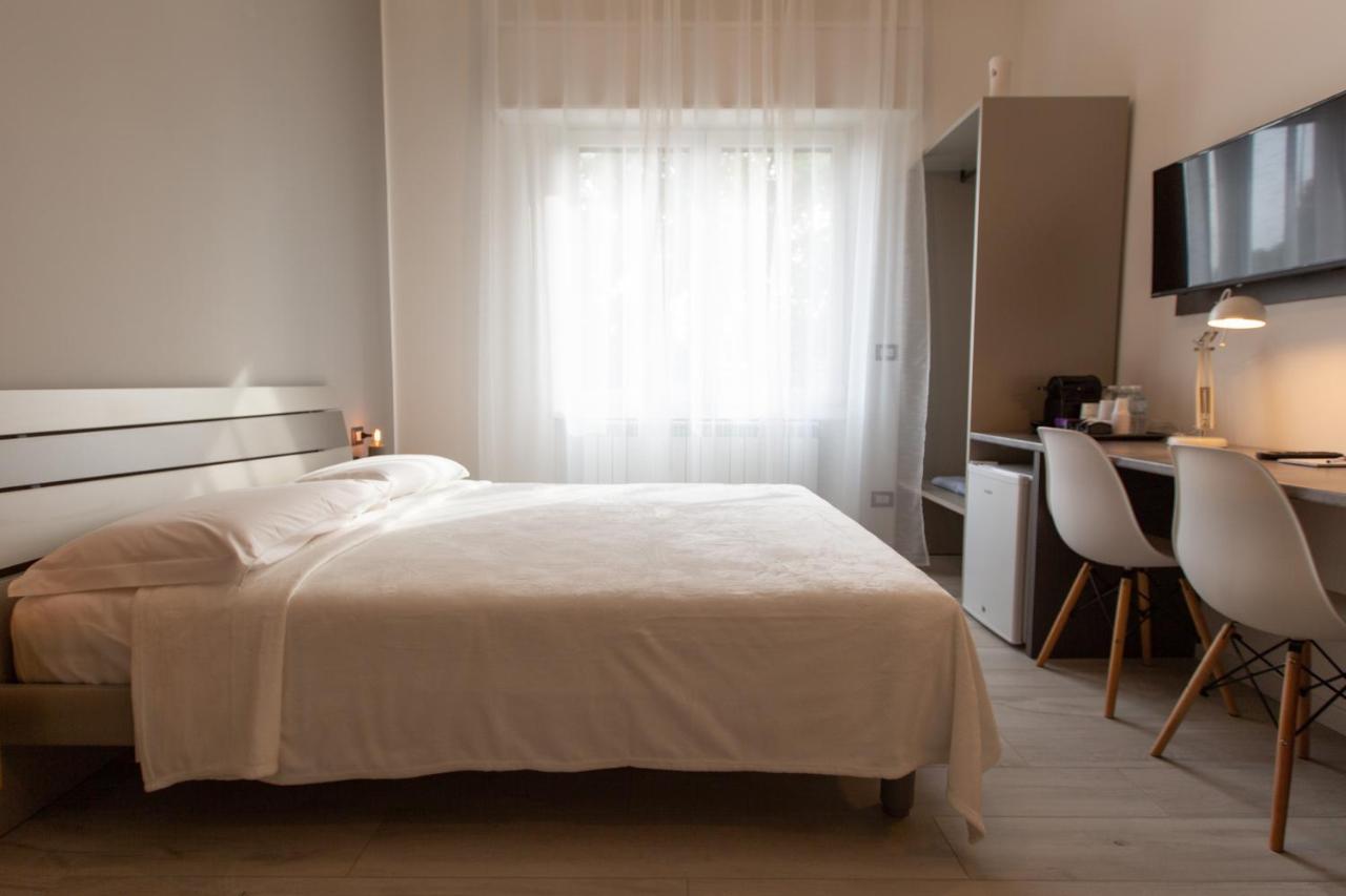 Relax Nel Verde Segrate Luaran gambar