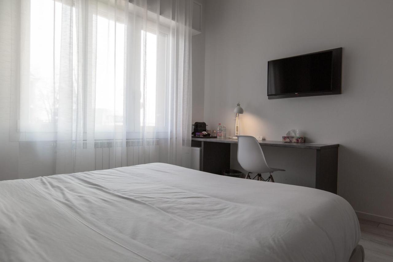 Relax Nel Verde Segrate Luaran gambar